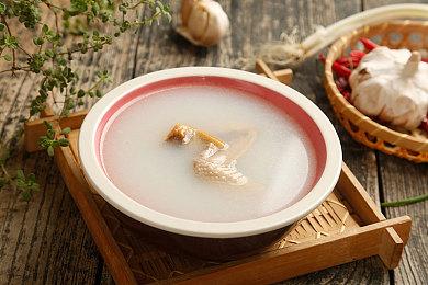 官方认证必看！《怪物猎人：荒野》游星欧米茄讨伐解说视频